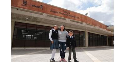 COLEGIO TRIANGULO RESTREPO