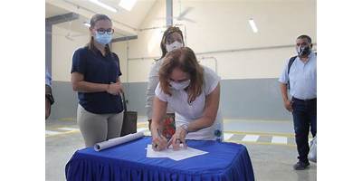 INSTITUCION EDUCATIVA CASD MANUELA BELTRAN