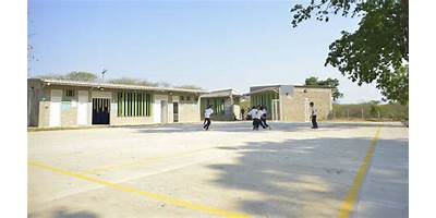 CENTRO EDUCATIVO CAYETANO MORA
