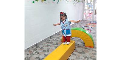 CENTRO EDUCATIVO INFANTIL PEQUEÑOS PERSONAJES