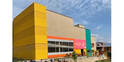 CENTRO EDUCATIVO LA ESMERALDA