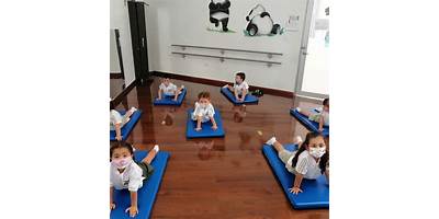 CENTRO EDUCATIVO PLAY GYM EXPLORADORES S.A.S
