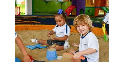 CHILDREN EXPLORERS