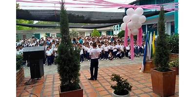 COL. COOPERATIVO APARTADÓ CARLOS ARTURO ROLDAN BETANCUR