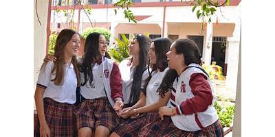 COLEGIO ADORATRICES