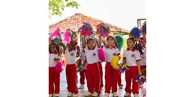 COLEGIO CAMPESTRE COMFAMILIAR