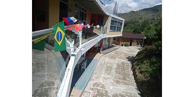 COLEGIO CAMPESTRE MONTAIGNE