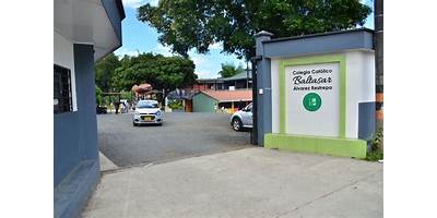 COLEGIO CATÓLICO BALTASAR ALVAREZ R.