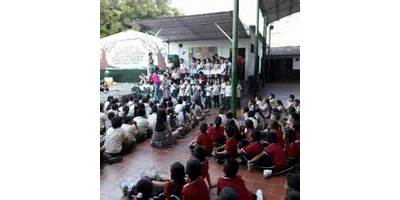 COLEGIO CLAUDIA MARIA PRADA