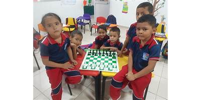 COLEGIO FUNDACION IRIS RINCÓN