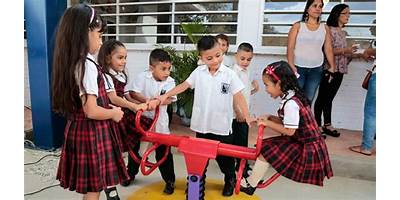 COLEGIO JUANA RANGEL DE CUELLAR