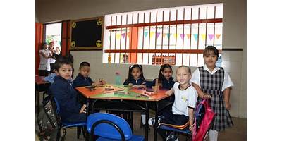 COLEGIO LA SALLE BELLO