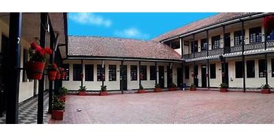 COLEGIO LAS MERCEDES (IED)