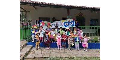 COLEGIO LICEO MODERNO LOS ANGELES