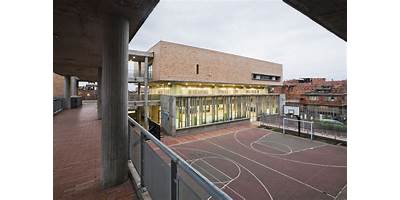 COLEGIO PORFIRIO BARBA JACOB
