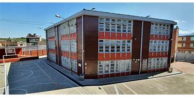 COLEGIO REINO DE HOLANDA (IED)