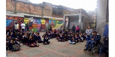 COLEGIO REPUBLICA BOLIVARIANA  DE VENEZUELA (IED)