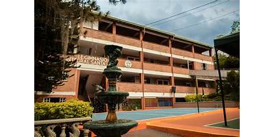 GIMNASIO INTEGRAL SANTA ANA