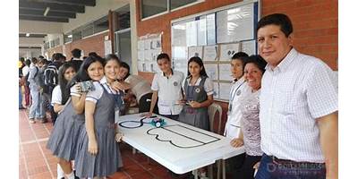 IE CARLOS LLERAS RESTREPO