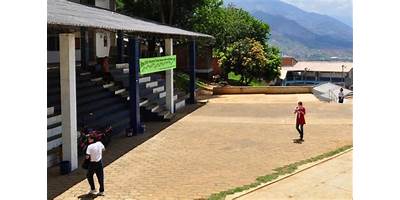 INSTITUCION EDUCATIVA ABRAHAM REYES
