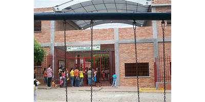 INSTITUCION EDUCATIVA AYACUCHO