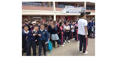 INSTITUCION EDUCATIVA COMPARTIR