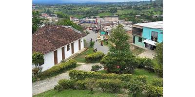 INSTITUCION EDUCATIVA DE CHISQUIO