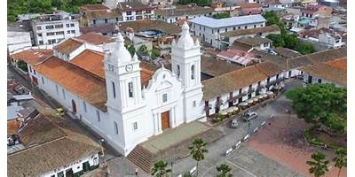 INSTITUCION EDUCATIVA DEPARTAMENTAL LA PAZ