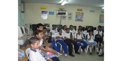 INSTITUCION EDUCATIVA DISTRITAL COMUNITARIA SIETE DE ABRIL