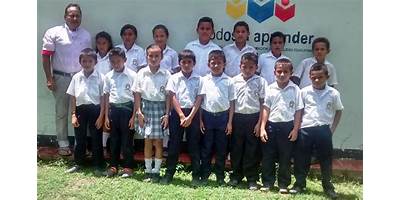 INSTITUCION EDUCATIVA EL ALGARROBO