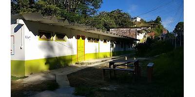 INSTITUCION EDUCATIVA EL ROBLE