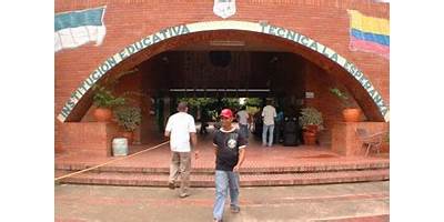 INSTITUCION EDUCATIVA LA ESPERANZA