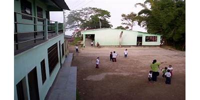 INSTITUCION EDUCATIVA LA RISALDA