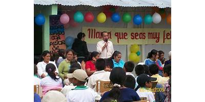 INSTITUCION EDUCATIVA PATIO BONITO