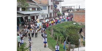 INSTITUCION EDUCATIVA SANTA MARIA DE CAQUIONA