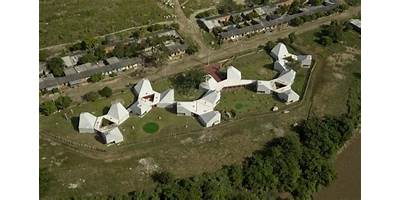 INSTITUTO MAURY