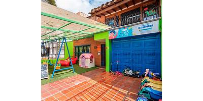 JARDIN INFANTIL LOS LAURELES
