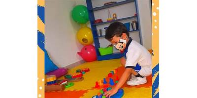 JARDIN INFANTIL MUNDO MAGICO DE COLORES