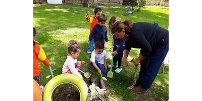 JARDIN INFANTIL PLATERO Y YO