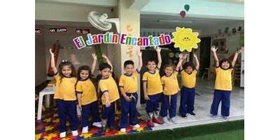 JARDIN INFANTIL Y GUARDERIA PINTURITAS