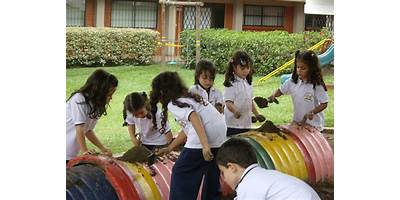 JARDÍN TIA NORA Y LICEO LOS ALPES