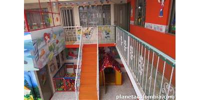 SALA MATERNAL Y JARD INF ANDY PANDA